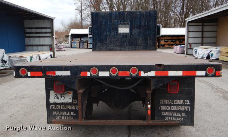 image for item DE6046 1996 International 4700 dump flatbed truck