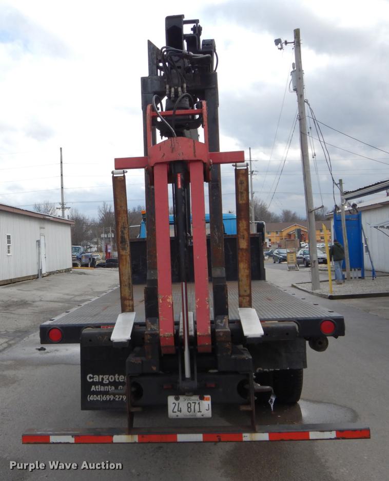 image for item DE6050 1995 International 4700 flatbed truck with crane