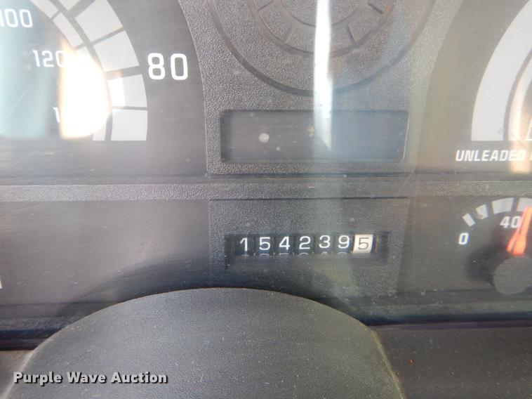 image for item DE6065 1996 Chevrolet Kodiak C5500 flat dump bed truck