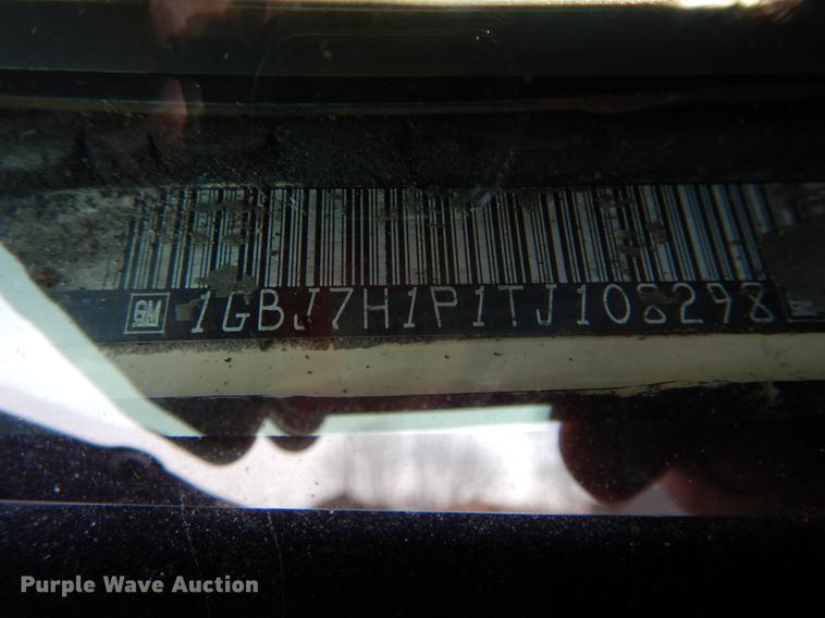 image for item DE6065 1996 Chevrolet Kodiak C5500 flat dump bed truck