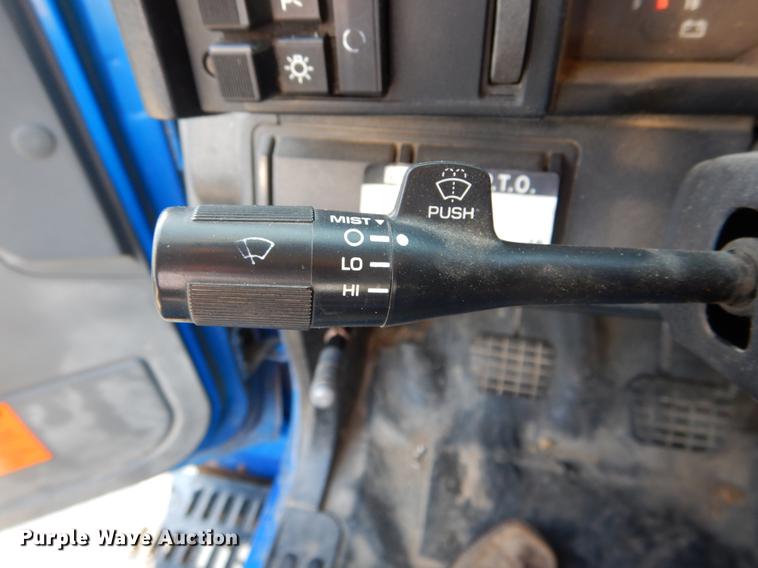 image for item DE6066 1994 GMC TopKick C5500 dump flatbed truck