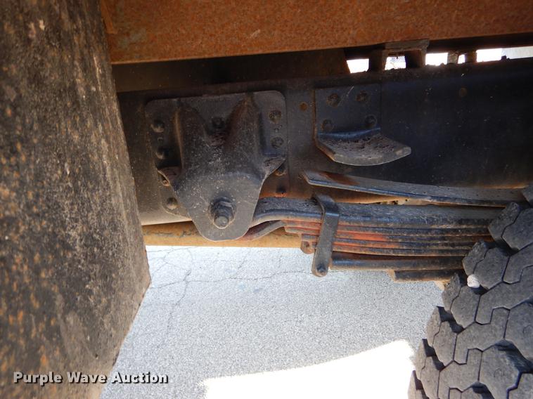 image for item DE6066 1994 GMC TopKick C5500 dump flatbed truck