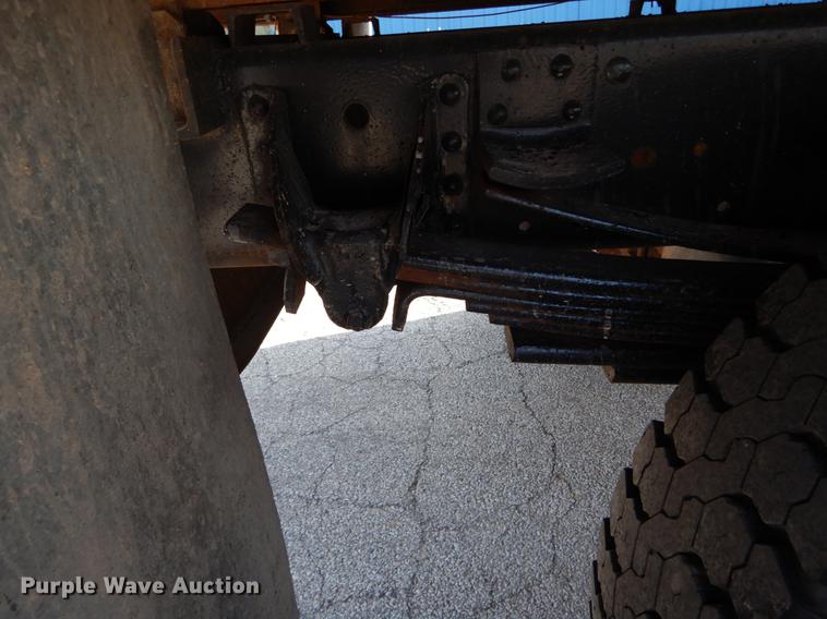 image for item DE6066 1994 GMC TopKick C5500 dump flatbed truck