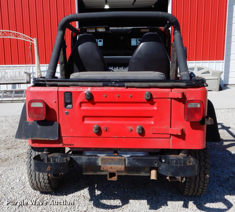 image for item DE6068 1989 Jeep Wrangler