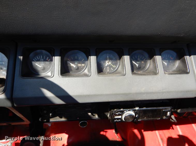 image for item DE6068 1989 Jeep Wrangler