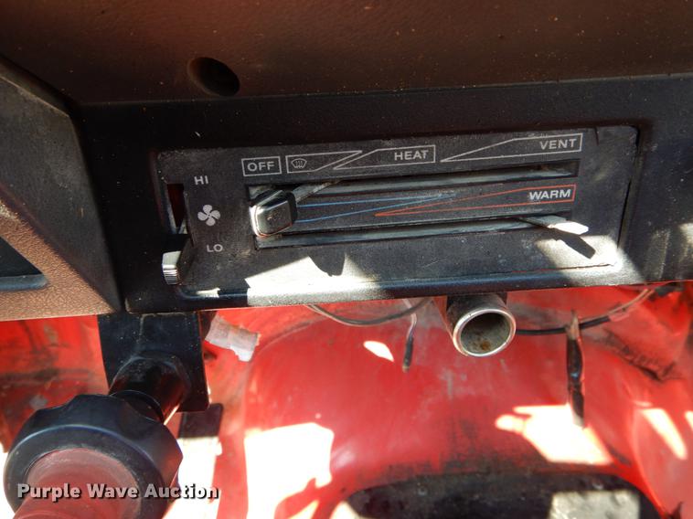 image for item DE6068 1989 Jeep Wrangler