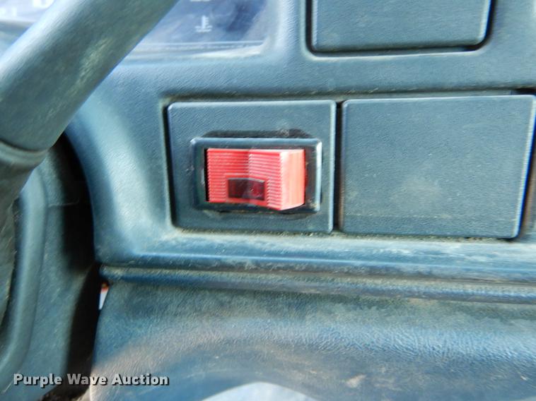 image for item DE6070 1999 Chevrolet C3500 dump bed pickup truck