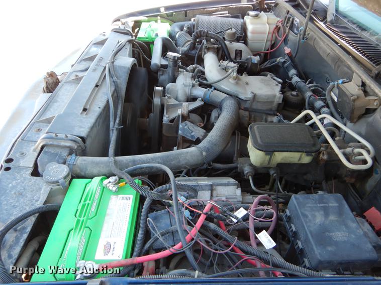 image for item DE6070 1999 Chevrolet C3500 dump bed pickup truck