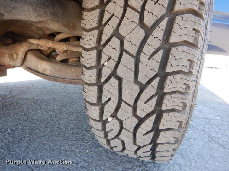 image for item DE6070 1999 Chevrolet C3500 dump bed pickup truck