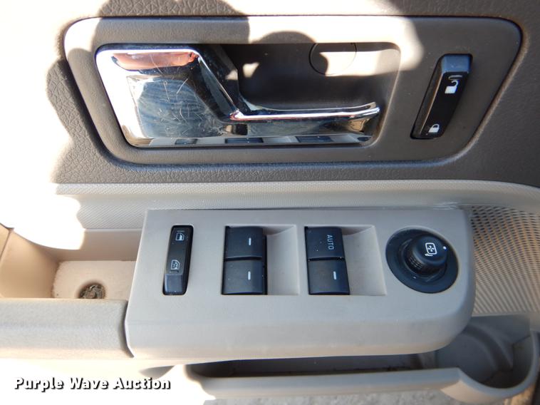 image for item DE6077 2010 Ford Edge SEL SUV