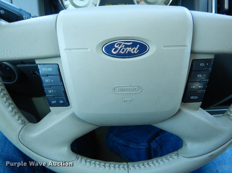 image for item DE6077 2010 Ford Edge SEL SUV