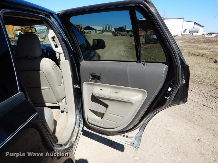 image for item DE6077 2010 Ford Edge SEL SUV