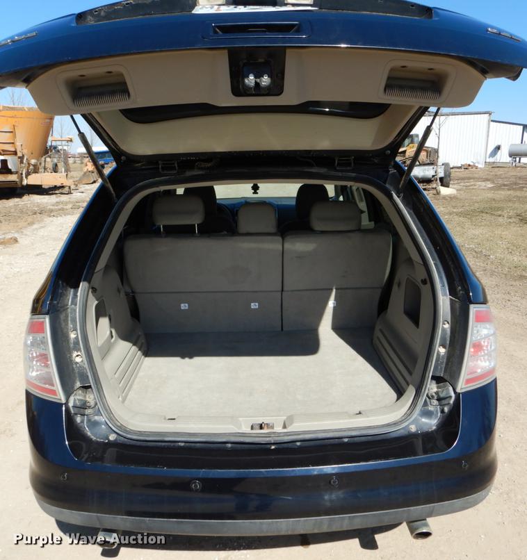 image for item DE6077 2010 Ford Edge SEL SUV