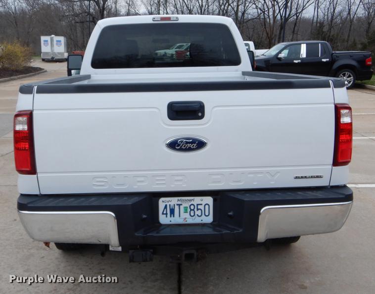 image for item DE6080 2014 Ford F250 Super Duty XLT SuperCab pickup truck