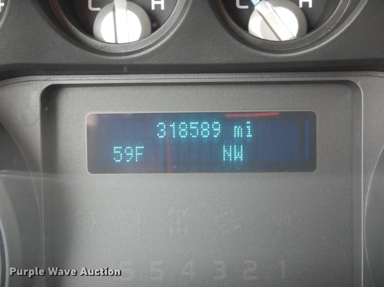 image for item DE6080 2014 Ford F250 Super Duty XLT SuperCab pickup truck