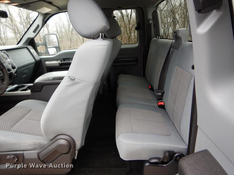 image for item DE6080 2014 Ford F250 Super Duty XLT SuperCab pickup truck