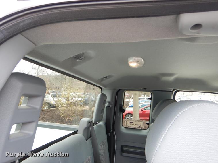 image for item DE6080 2014 Ford F250 Super Duty XLT SuperCab pickup truck