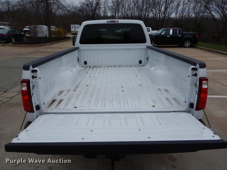 image for item DE6080 2014 Ford F250 Super Duty XLT SuperCab pickup truck
