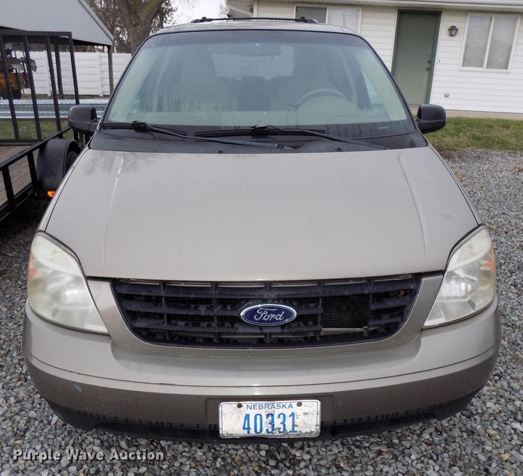 image for item DE7635 2004 Ford Freestar van