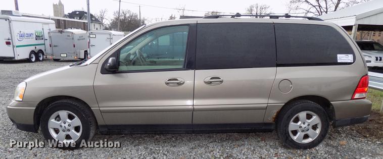 image for item DE7635 2004 Ford Freestar van