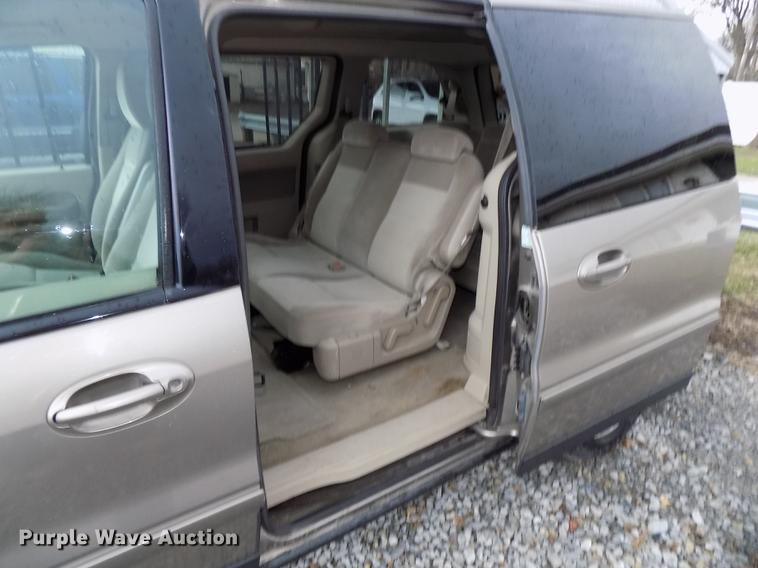 image for item DE7635 2004 Ford Freestar van