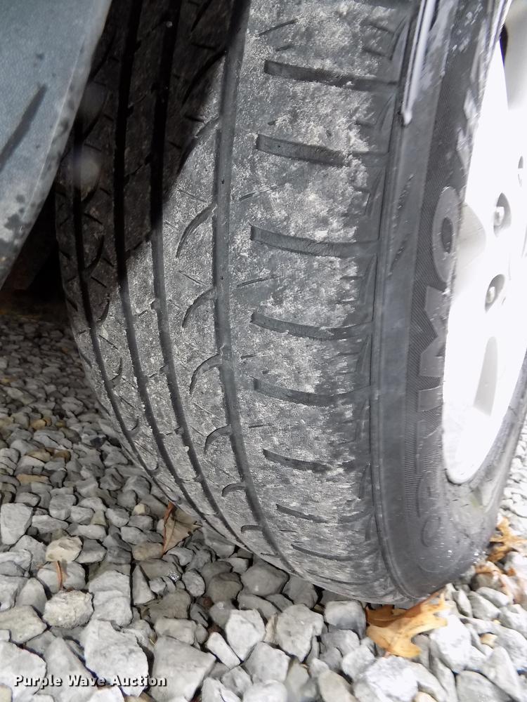 image for item DE7635 2004 Ford Freestar van