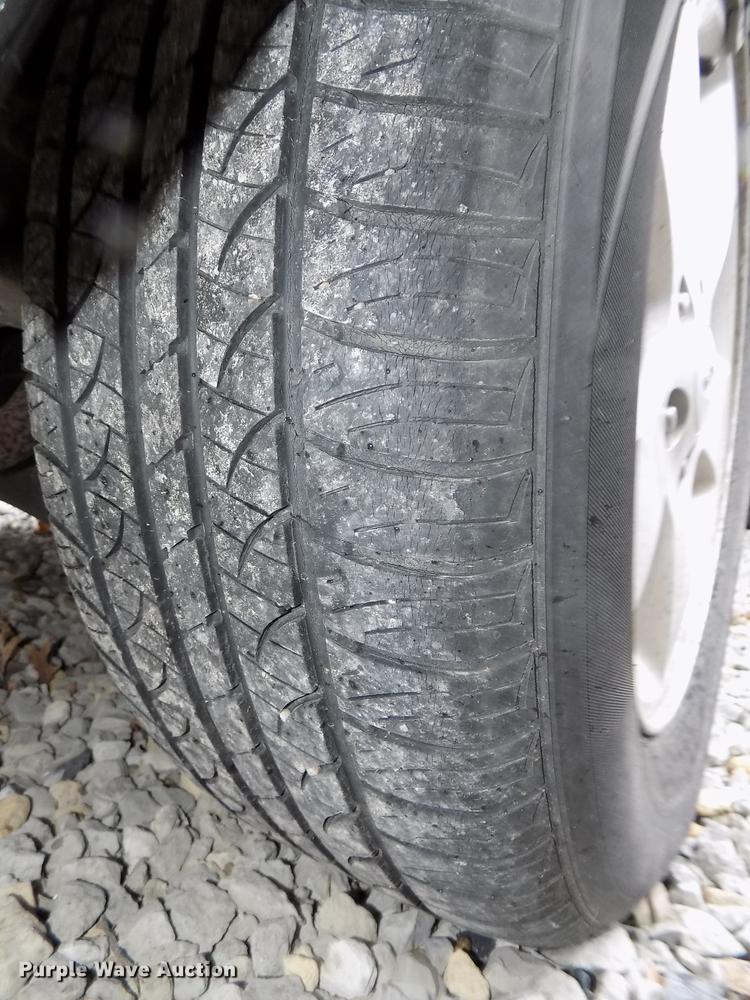 image for item DE7635 2004 Ford Freestar van