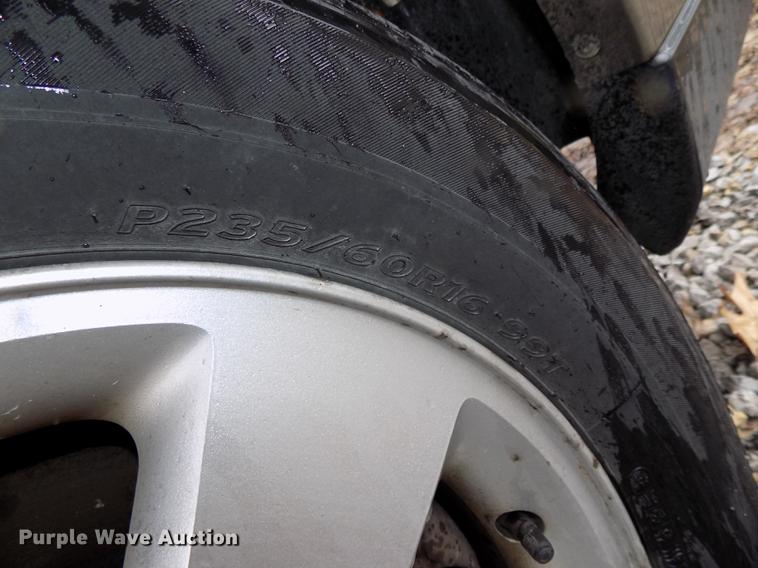 image for item DE7635 2004 Ford Freestar van