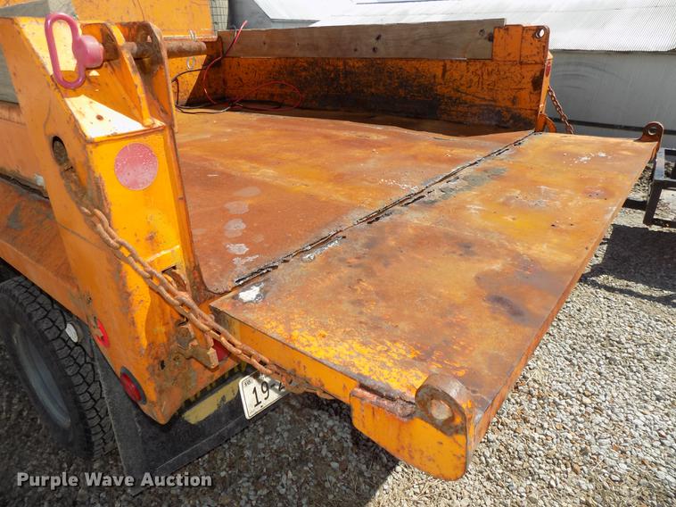 image for item DE7645 1997 Ford F350 XL dump bed pickup truck