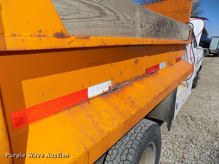 image for item DE7645 1997 Ford F350 XL dump bed pickup truck