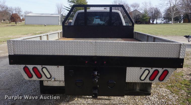 image for item DF1719 1997 GMC Sierra C3500HD Crew Cab flatbed pickup truck