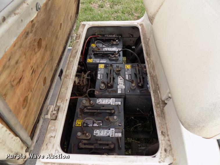 image for item DF4405 Yamaha golf cart