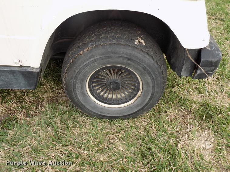 image for item DF4405 Yamaha golf cart