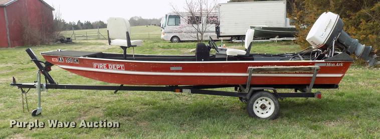 image for item DF4406 Monark boat