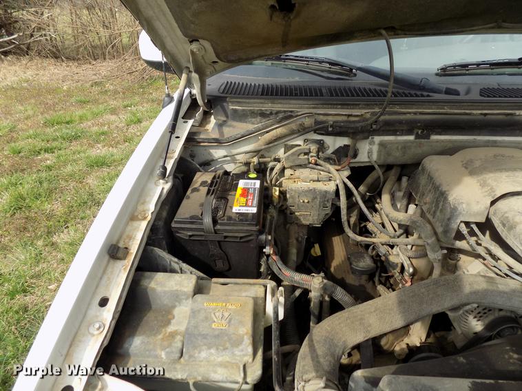 image for item DF4407 2003 Ford F150 SuperCab pickup truck