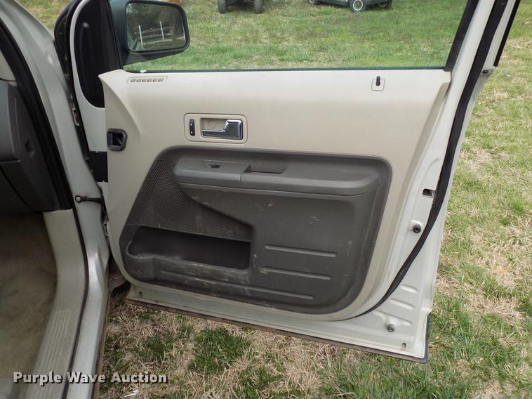 image for item DF4408 2007 Ford Edge SUV