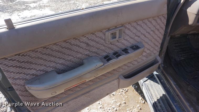 image for item DF7627 1995 Toyota 4Runner SUV