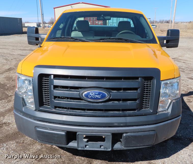 image for item DF7675 2010 Ford F150 pickup truck