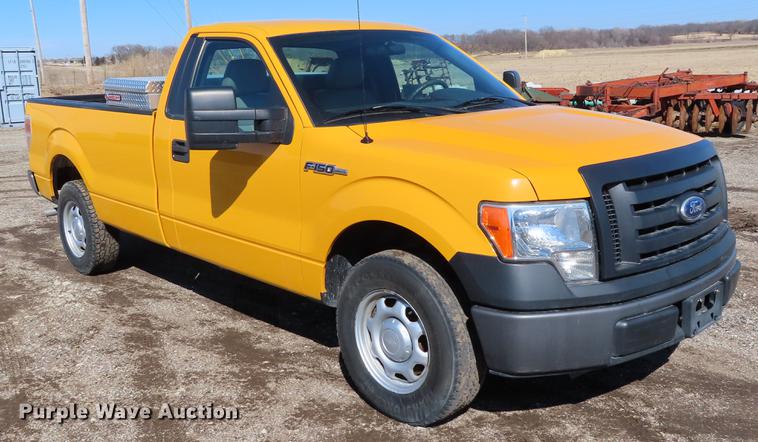 image for item DF7675 2010 Ford F150 pickup truck