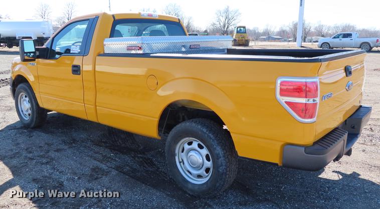 image for item DF7675 2010 Ford F150 pickup truck
