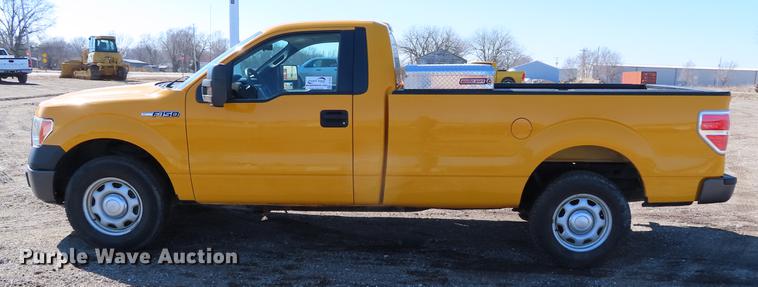 image for item DF7675 2010 Ford F150 pickup truck