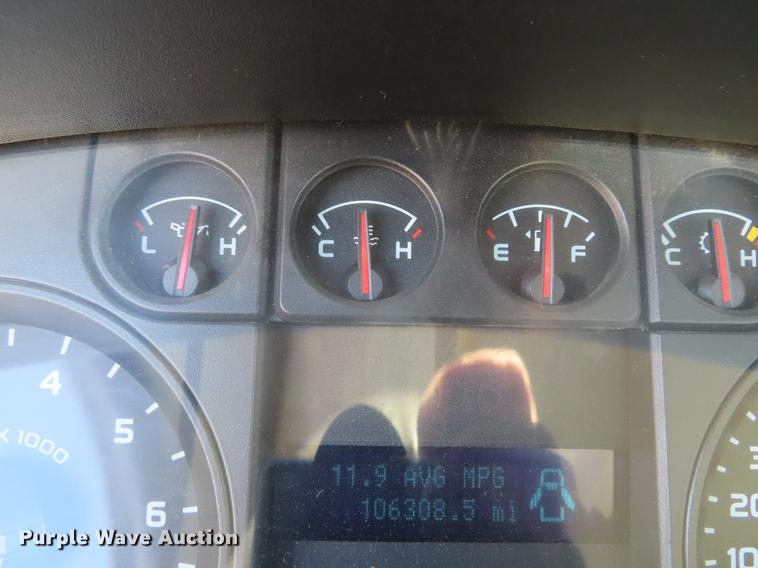 image for item DF7675 2010 Ford F150 pickup truck