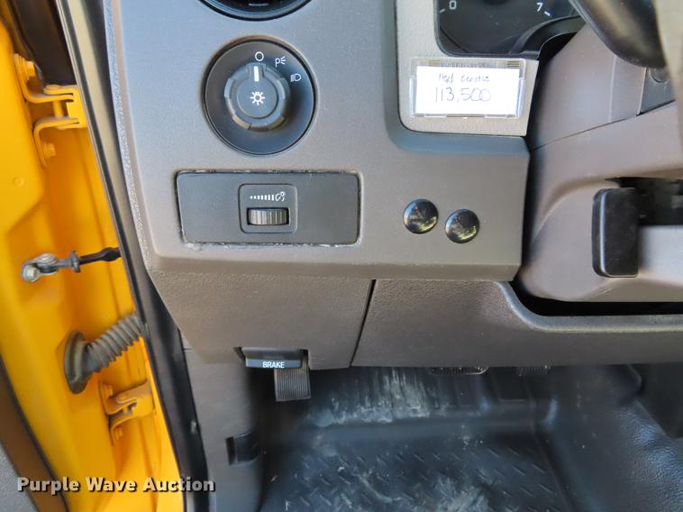 image for item DF7675 2010 Ford F150 pickup truck