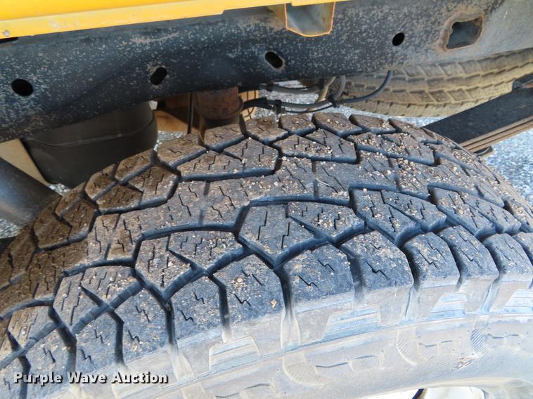 image for item DF7675 2010 Ford F150 pickup truck