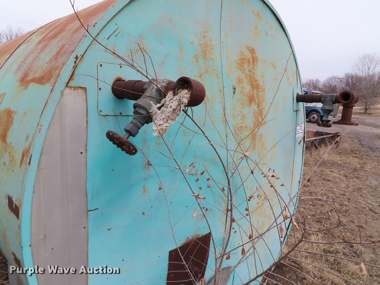 image for item DF7713 Roof tar tank