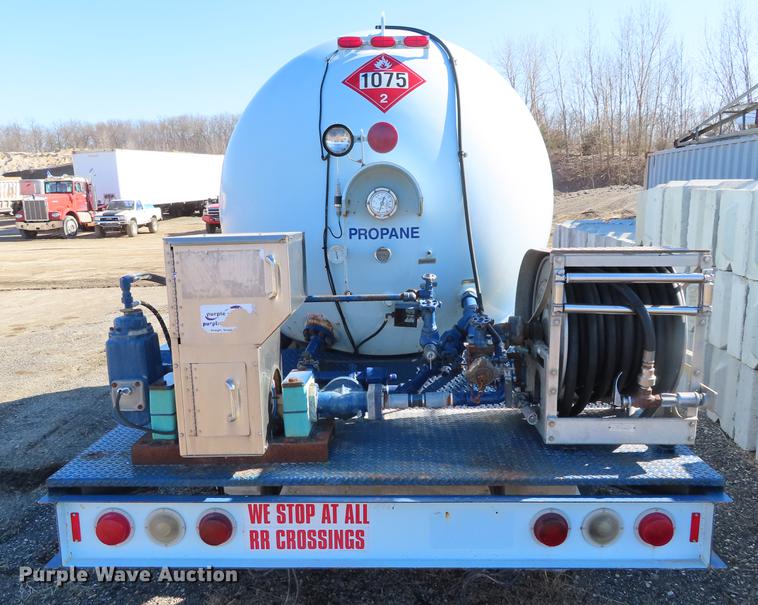 image for item DF7726 Arrow propane tank bed