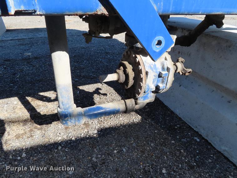 image for item DF7726 Arrow propane tank bed