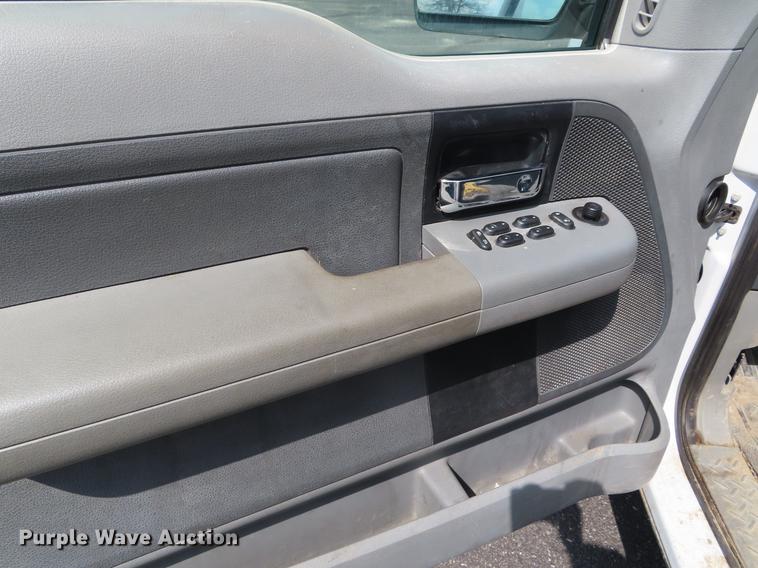 image for item DF7737 2007 Ford F150 SuperCab pickup truck