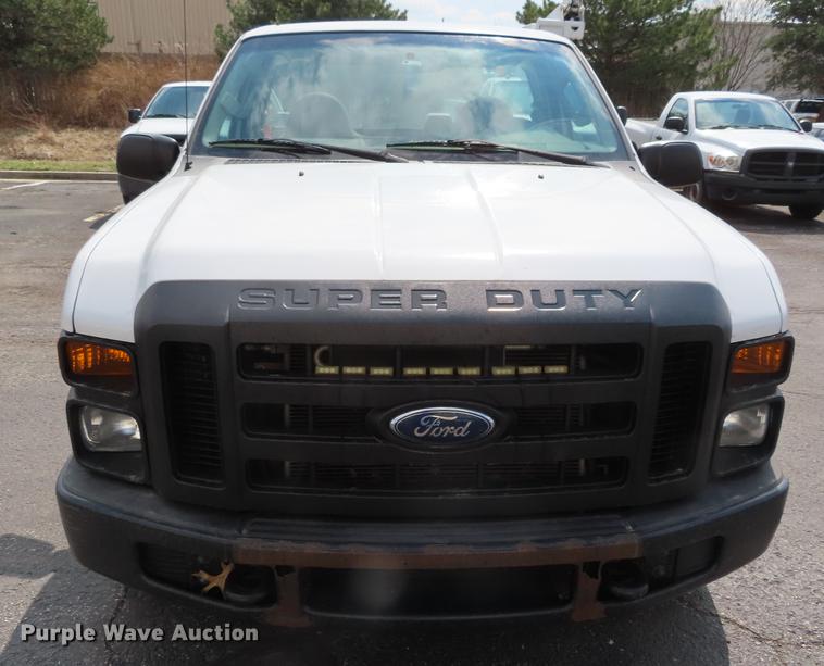 image for item DF7738 2008 Ford F250 Super Duty pickup truck