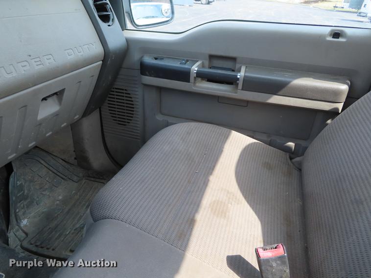 image for item DF7738 2008 Ford F250 Super Duty pickup truck